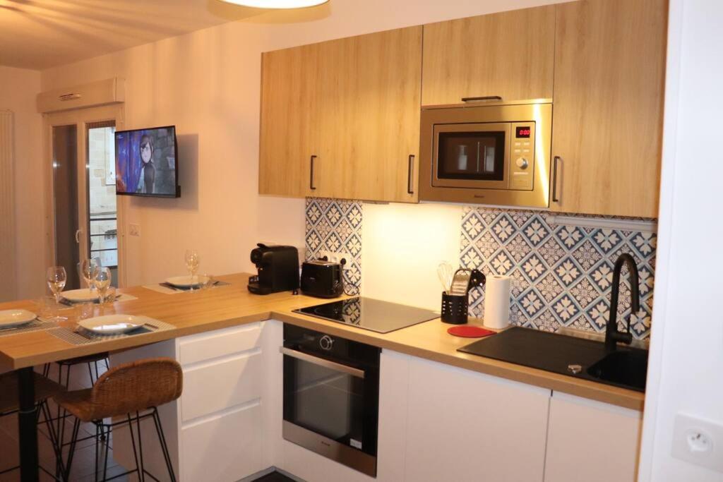 Les Cedres -Tram A 50 Metres, Bordeaux A 5 Minutes, Parking Apartment Cenon Exterior photo